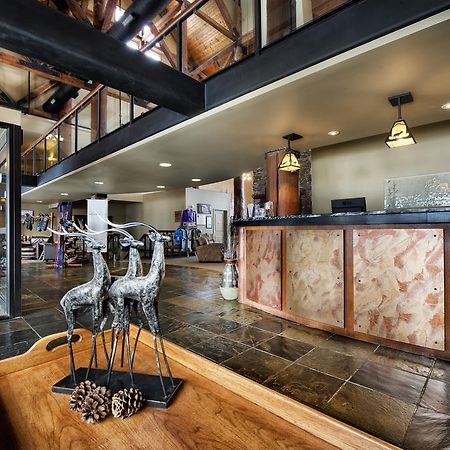 Elk Ridge Resort Принц Албърт Екстериор снимка