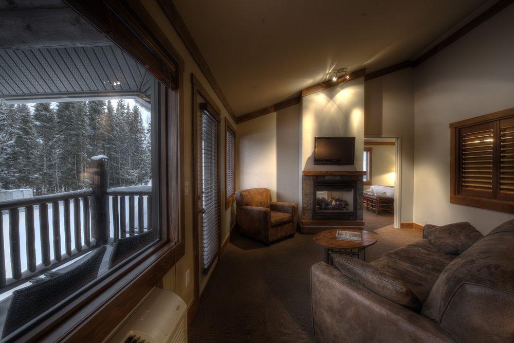 Elk Ridge Resort Принц Албърт Екстериор снимка