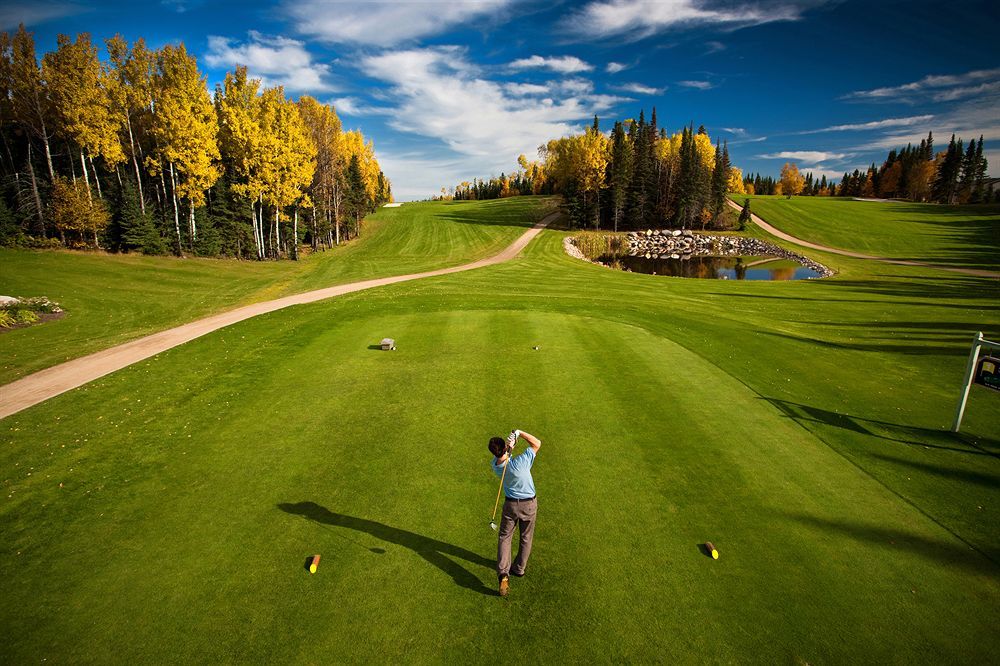 Elk Ridge Resort Принц Албърт Екстериор снимка