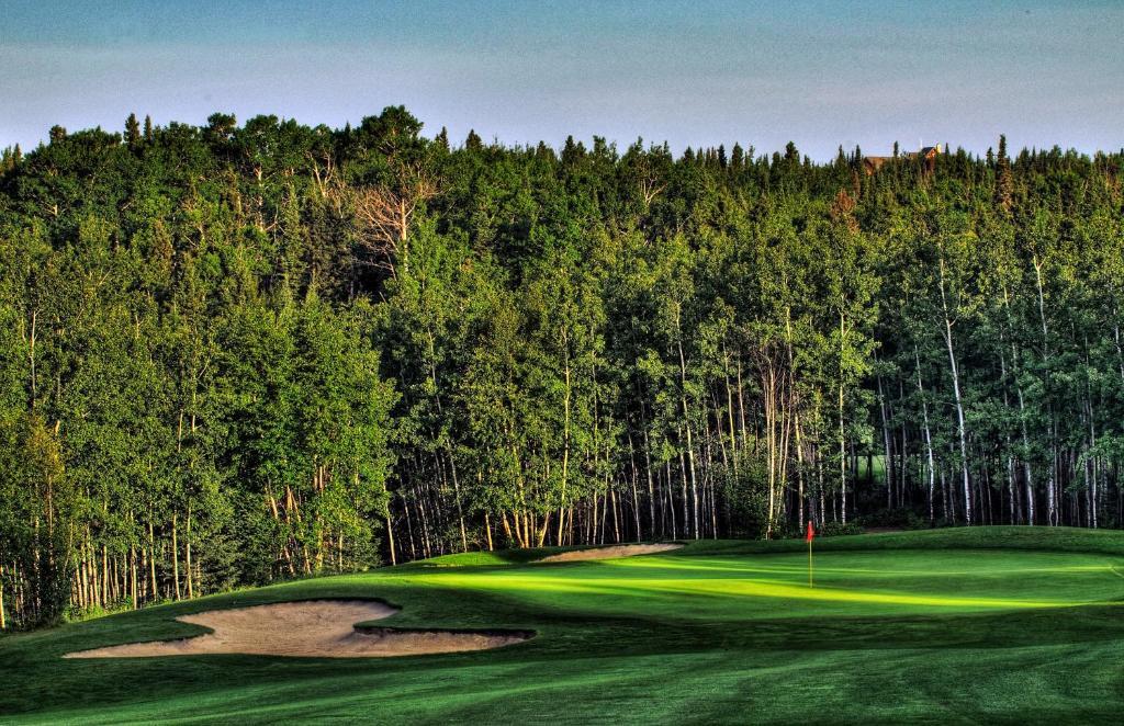 Elk Ridge Resort Принц Албърт Екстериор снимка