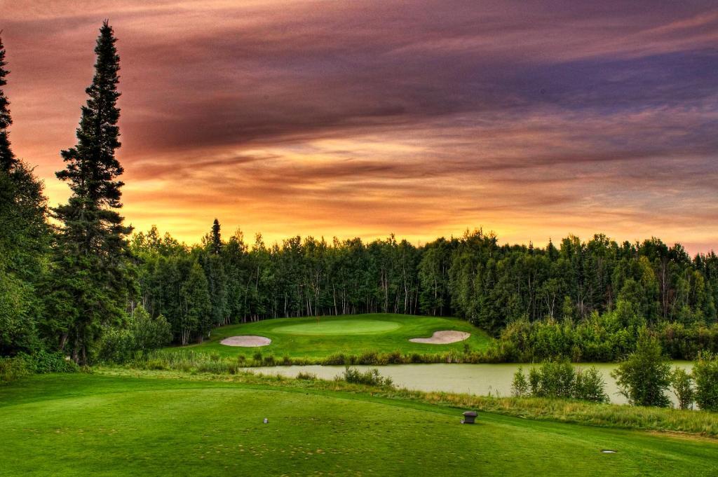 Elk Ridge Resort Принц Албърт Екстериор снимка