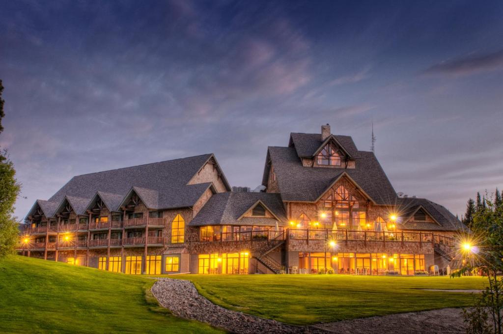 Elk Ridge Resort Принц Албърт Екстериор снимка