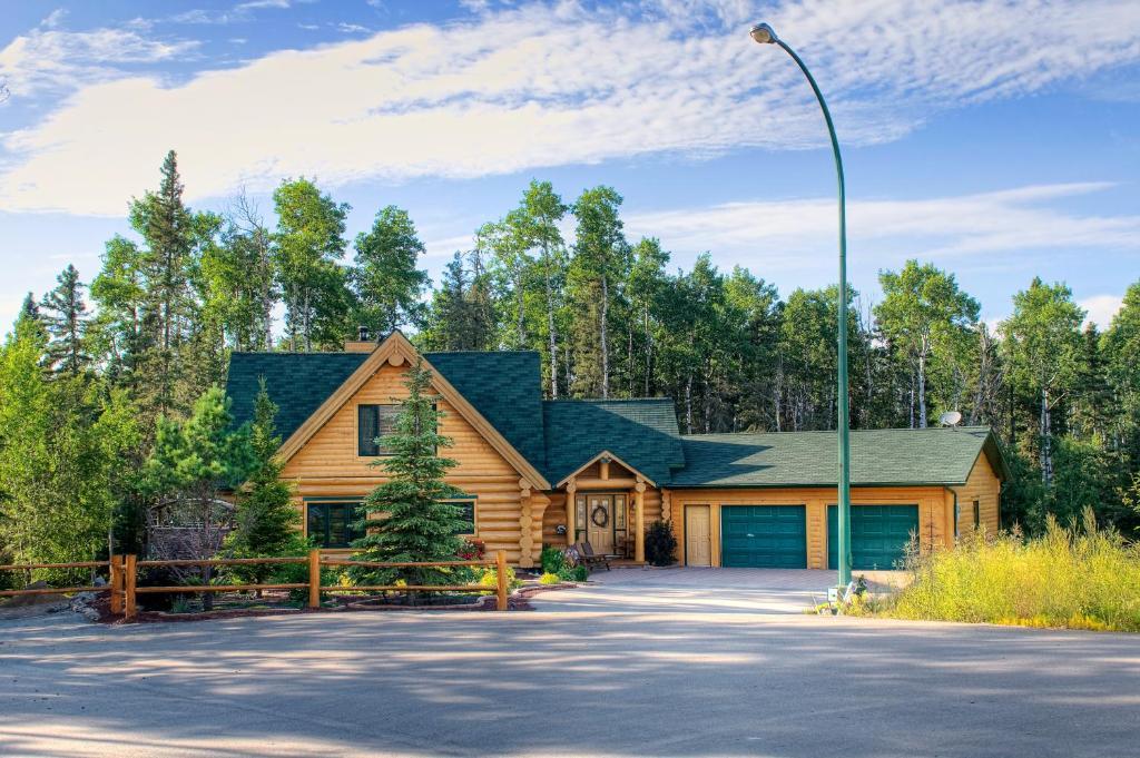 Elk Ridge Resort Принц Албърт Екстериор снимка